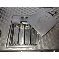 Teclado Isaki TC-616 de 61 Teclas con Cargador y Microfono