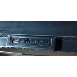 Teclado Isaki TC-617 de 61 Teclas con Cargador y Microfono