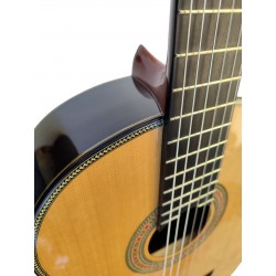 Antonio de Toledo serie Jose Rincon Modelo JR-27C Guitarra Clasica Tapa de Cedro