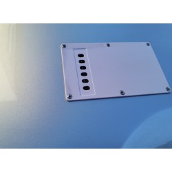 C350.390 Guitarra Electrica Egmond Tipo Strato Color Azul Pleateado