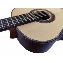 Antonio de Toledo serie José Rincón JR-50S – Guitarra Clásica Toda Maciza de Palosanto y Abeto