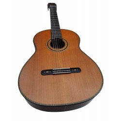 Antonio De Toledo Serie Legado Modelo AAT-18C - Tapa Maciza de Cedro y Fondo y Aros de Cocobolo