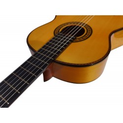 Antonio de Toledo serie Jose Rincon Modelo JRF-27B Guitarra Flamenca Blanca de Cipres