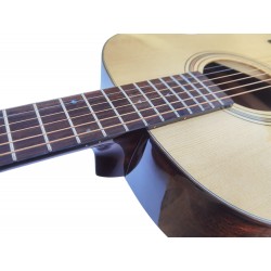 AV-5 Egmond – Guitarra Acústica Toda Maciza con Doble Refuerzo en el Mástil