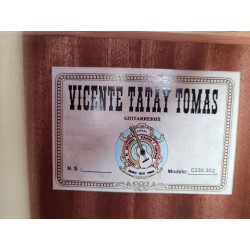 Vicente Tatay C320.302C Guitarra Clasica - Fondo de Sapeli con Tapa de Abeto - Acabado Brillo