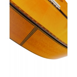 ATF-17BA (Ambar) Antonio De Toledo Guitarra Flamenca Blanca de Cipres - Acabado Brillo y Color Miel