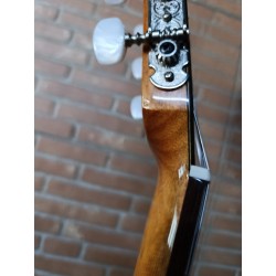 OUTLET - TAPA RAJADA REPARADA - C320.590CE ESTRECHA Guitarra Flamenca Vicente Tatay Tapa Maciza - Amplificada Fishman PSY-301