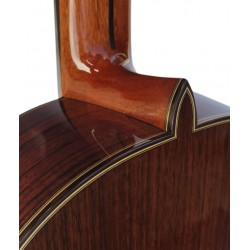 Antonio de Toledo serie José Rincón JR-50S – Guitarra Clásica Toda Maciza de Palosanto y Abeto