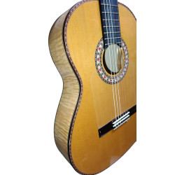 Antonio De Toledo Modelo ATF-16M Guitarra Flamenca de Arce Rizado Ambar