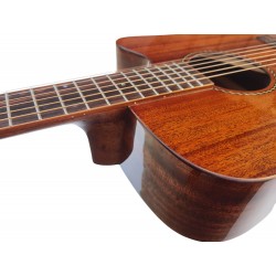 Outlet A63 - Egmond Guitarra Acustica EG-105EQ Toda Maciza con Marcas Superficiales en Tapa y Fondo - A24