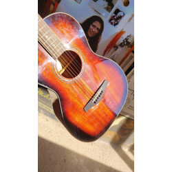 Outlet A68 - Egmond Guitarra Acustica Toda Maciza PM26S FE con Puente Arreglado y Marcas De Uso