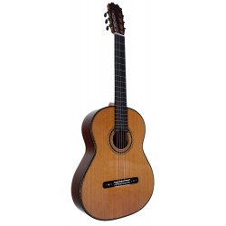 Outlet A73 - Antonio De Toledo Serie Legado Modelo AAT-15CE Cut Cedro CEQ Fishman Con Cutaway con Marcas Superficiales en la Par