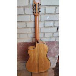 Outlet A80 - Jose Rincon ES-08S CE Cut EF Guitarra Flamenca EQ Fishman PSY-301 con Con Signos De Uso y AlgúN PequeñO Golpecito