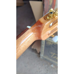 Outlet A94 - C320.203-3/4 Guitarra Clasica Vicente Tatay con Reparada la Pala - Fondo de Sapeli con Tapa de Abeto - Acabado Bril