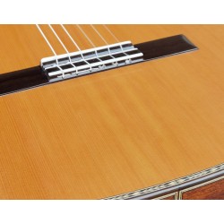 Outlet B07 - Antonio De Toledo AT-15C – Guitarra Clasica con Tapa Maciza de Cedro y Fondo y Aros de Palosanto con Marcas De Uso