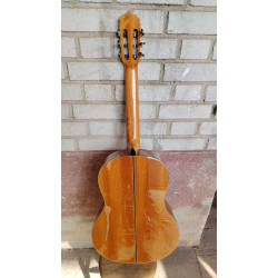 Outlet B12 - C320.205C Guitarra Clasica Vicente Tatay con Puente Reparado - Fondo de Caoba con Tapa Maciza de Cedro - Acabado Br