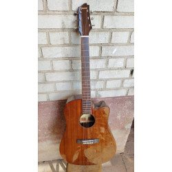 Outlet B14 - Egmond Guitarra Acustica EG-105EQ Toda Maciza con Rajita Debajo De DiapasóN